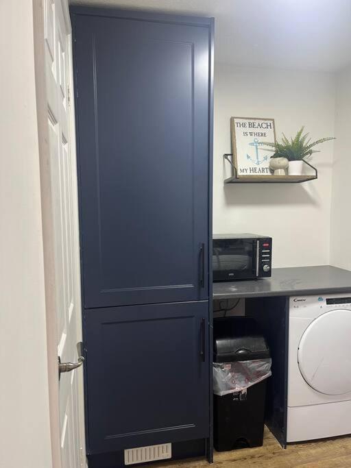 Lobster Cottage - Stylish 3 Bedroom Cottage In Heart Of Tenby Town, Pembrokeshire Eksteriør bilde