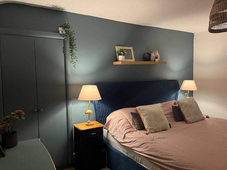 Lobster Cottage - Stylish 3 Bedroom Cottage In Heart Of Tenby Town, Pembrokeshire Eksteriør bilde
