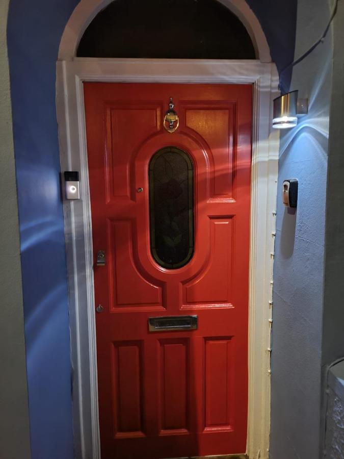Lobster Cottage - Stylish 3 Bedroom Cottage In Heart Of Tenby Town, Pembrokeshire Eksteriør bilde